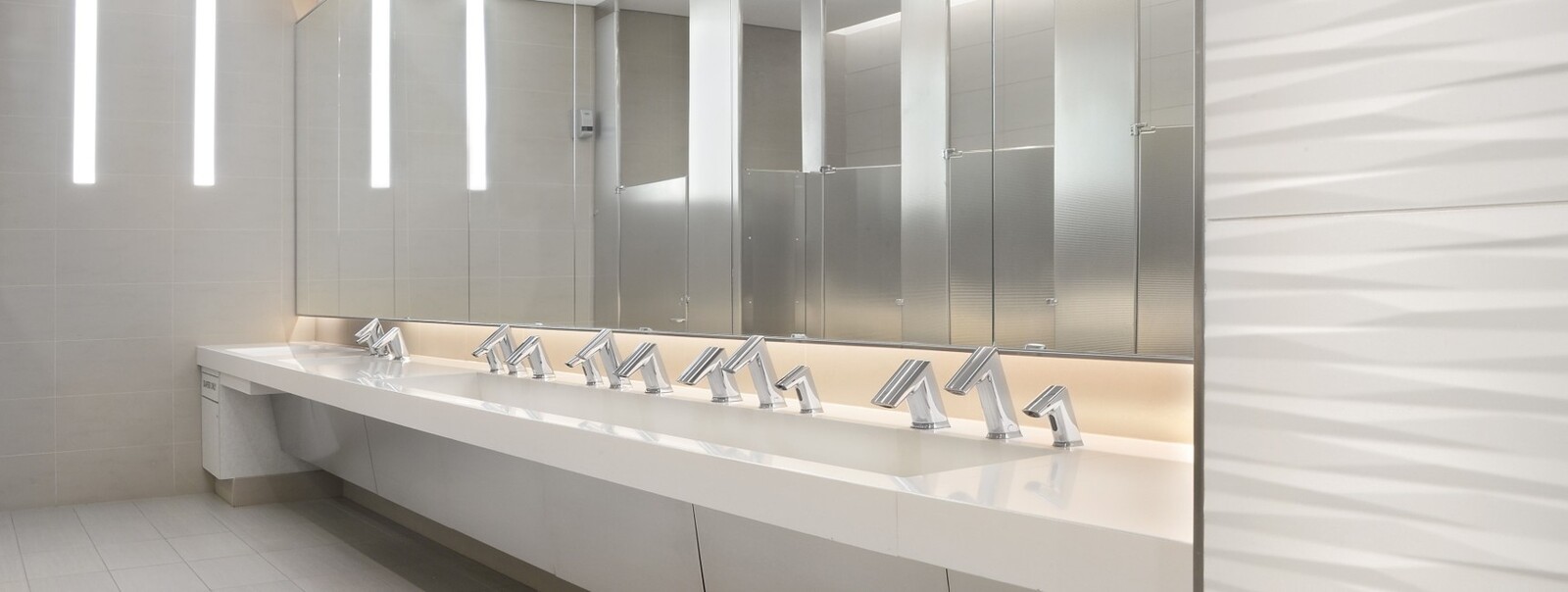BHM | August CEU | Selecting Plumbing Fixtures for Commercial Restrooms in Healthcare Facilities